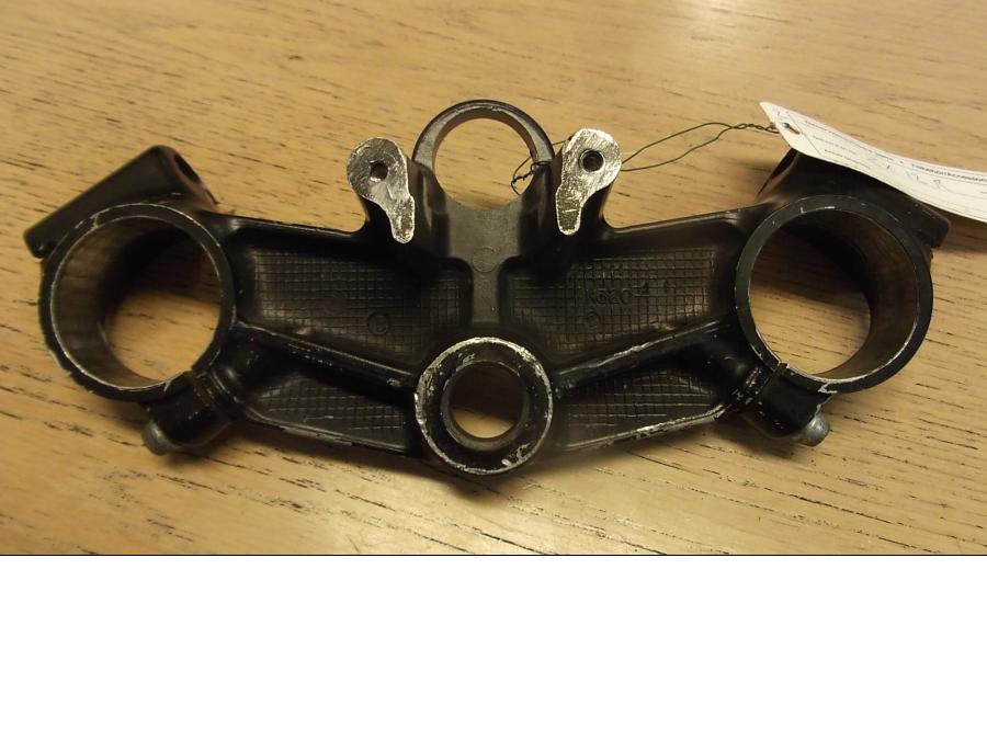 Höger sida på Gaffelkrona från en Kawasaki ZX-12R -2000 motorcykel.