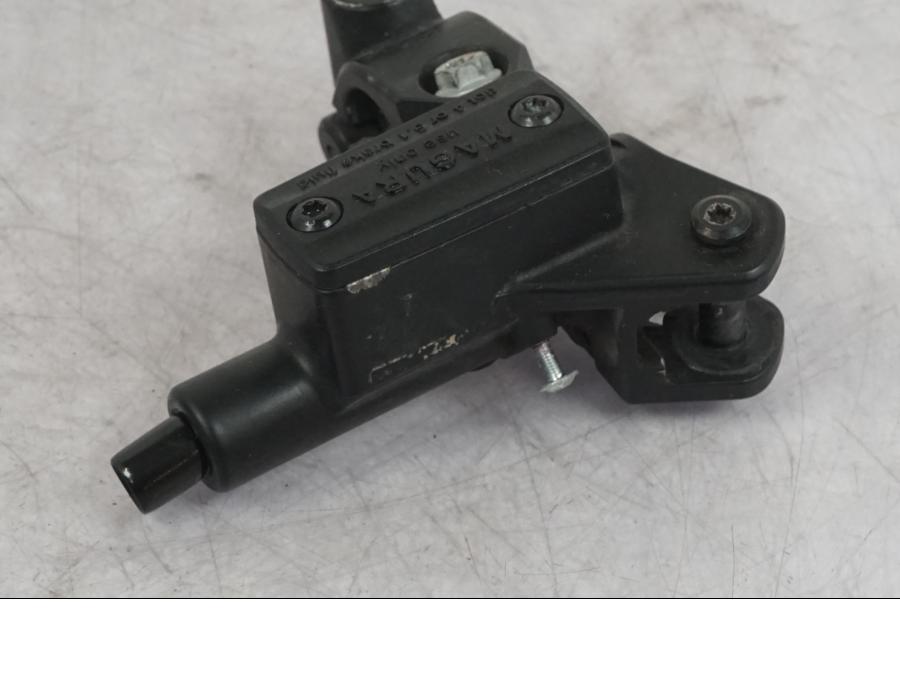 Extrabild2 på Kopplingshuvudcylinder från en KTM 1290 Super Adventure R -2018 motorcykel.