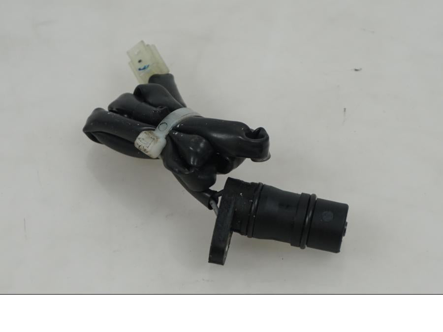 Framsidan på Tändpickup från en Yamaha YZF 1000 R1 -2008 motorcykel.