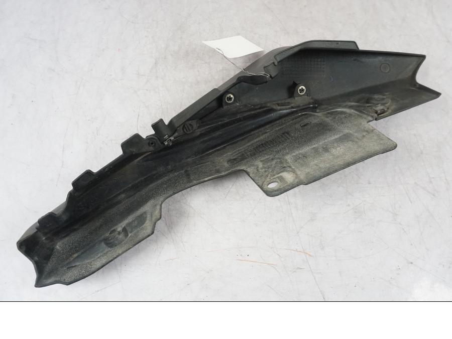 Extrabild4 på Bakvinge från en Yamaha MT-09 -2016 motorcykel.