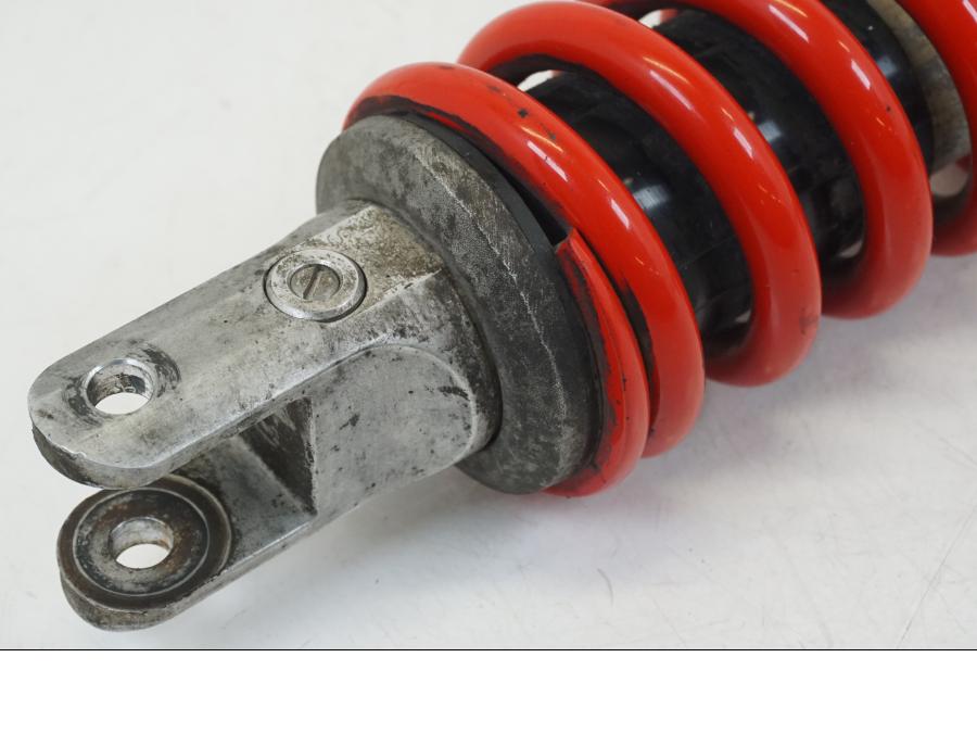 Baksidan på Stötdämpare från en Kawasaki ZX-12R -2000 motorcykel.