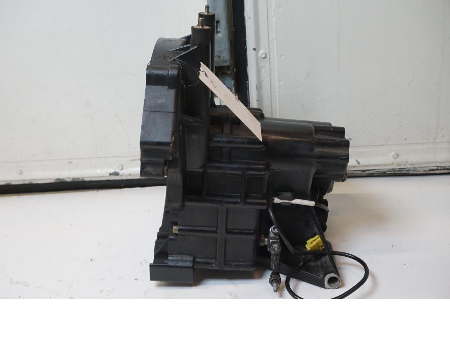 Extrabild2 på Växellåda från en BMW R 1200 C -2002 motorcykel.