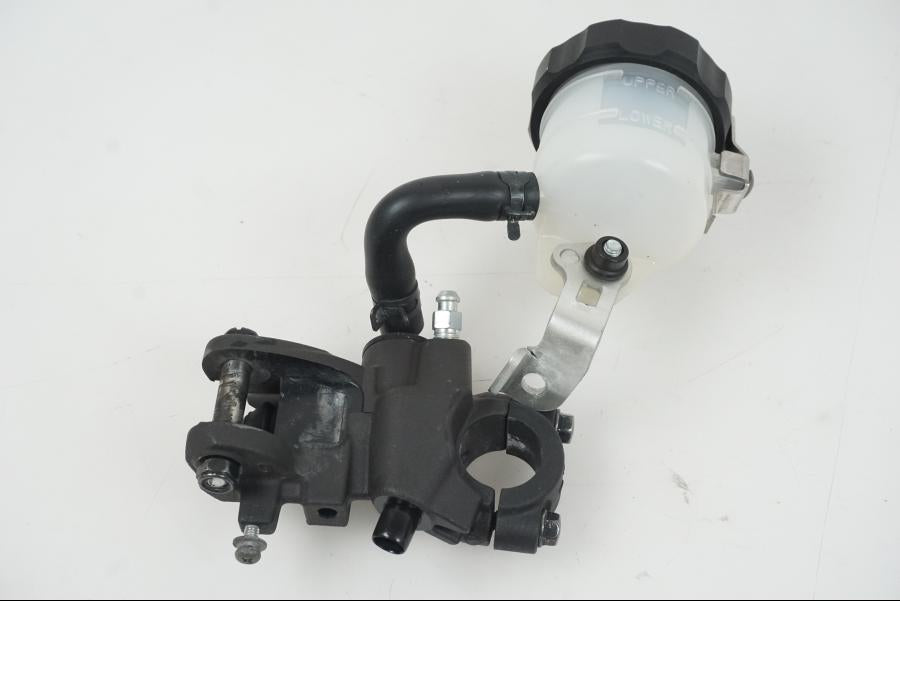 Extrabild1 på Bromshuvudcylinder från en Suzuki GSX-R 1000 -2007 motorcykel.