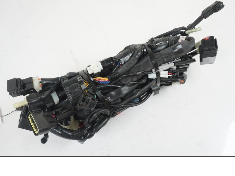 Extrabild4 på Kabelstam från en Yamaha MT-07 -2019 motorcykel.