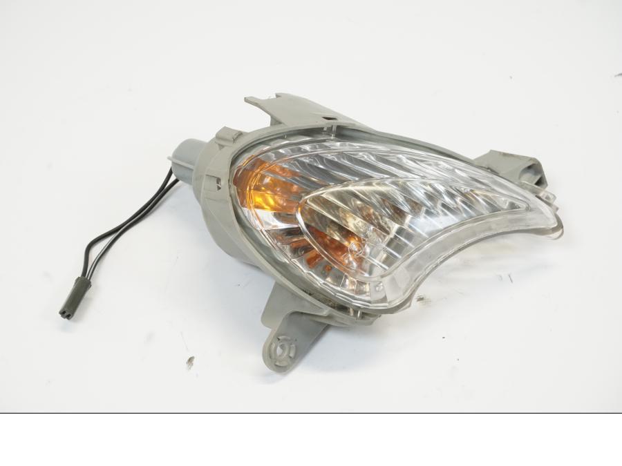 Baksidan på Blinkers från en Suzuki GSX 1300 R -2008 motorcykel.