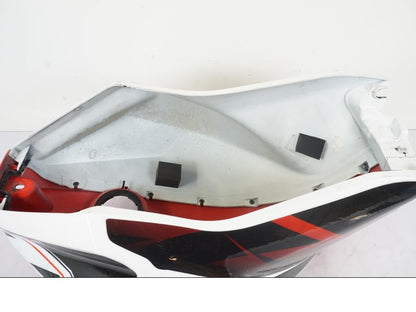 Extrabild1 på Bensintankskåpa från en Yamaha YZF-R 125 -2008 motorcykel.