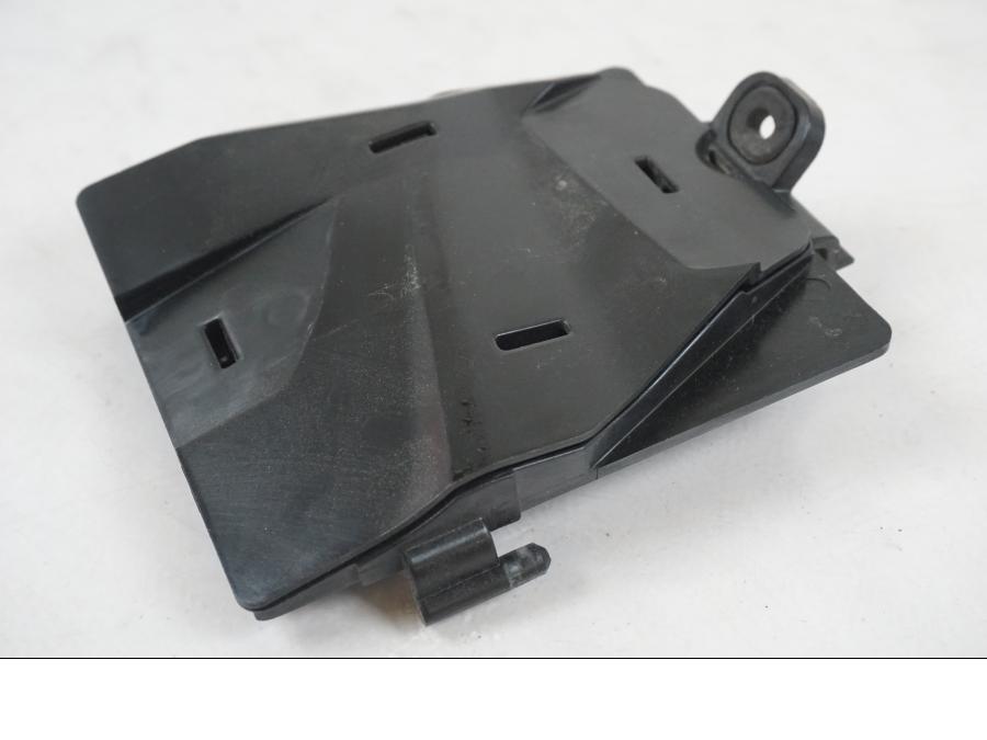 Vänster sida på Batterihållare från en BMW R 1250 GS -2021 motorcykel.
