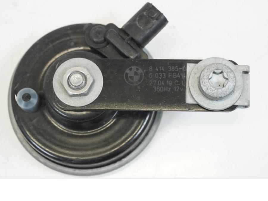 Vänster sida på Signalhorn / Tuta från en BMW R 1250 GS -2019 motorcykel.