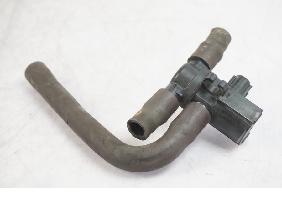 Vänster sida på Second Air från en Kawasaki ZX-10R -2008 motorcykel.