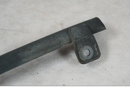 Baksidan på Plast från en BMW R 1200 R -2007 motorcykel.