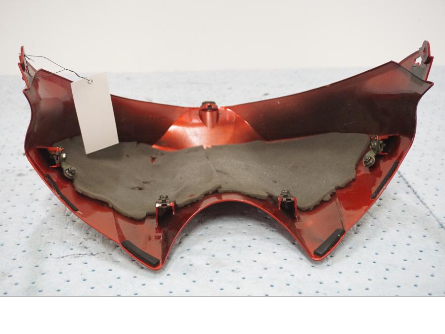 Vänster sida på Bensintankskåpa från en Yamaha YZF 1000 R1 -2006 motorcykel.