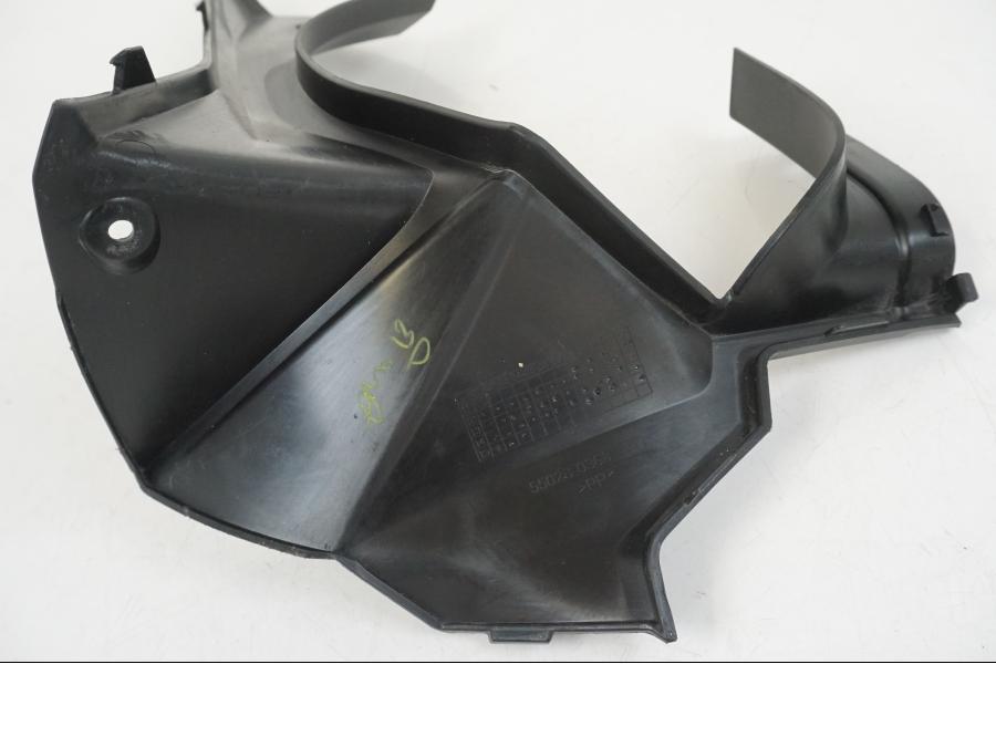 Extrabild1 på Instrumentpanelkåpa från en Kawasaki ER-6F -2016 motorcykel.