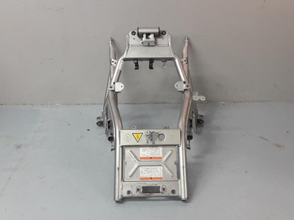 Framsidan på Bakram från en Yamaha FZ-6 -2004 motorcykel.