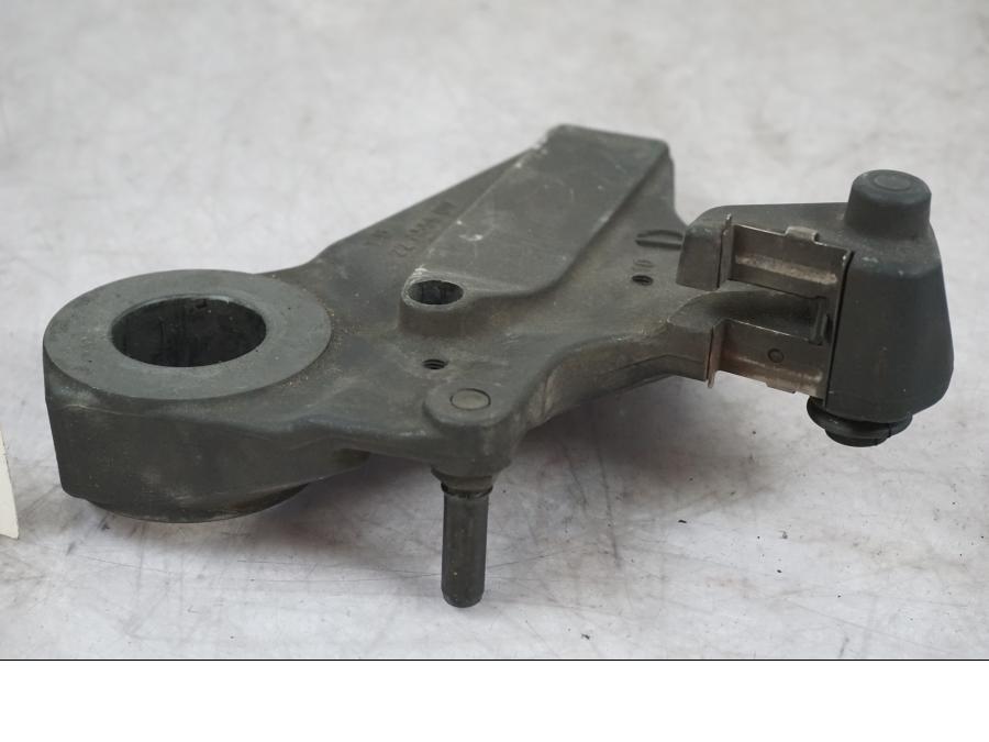 Extrabild3 på Bromsoksfäste från en BMW S 1000 RR -2010 motorcykel.