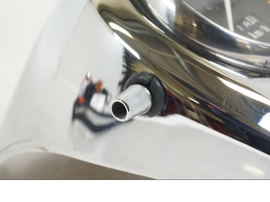 Extrabild2 på Instrumentpanel från en Kawasaki VN 800 -2000 motorcykel.