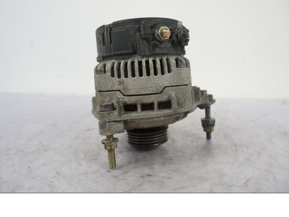 Höger sida på Generator från en BMW R 1150 GS -2002 motorcykel.