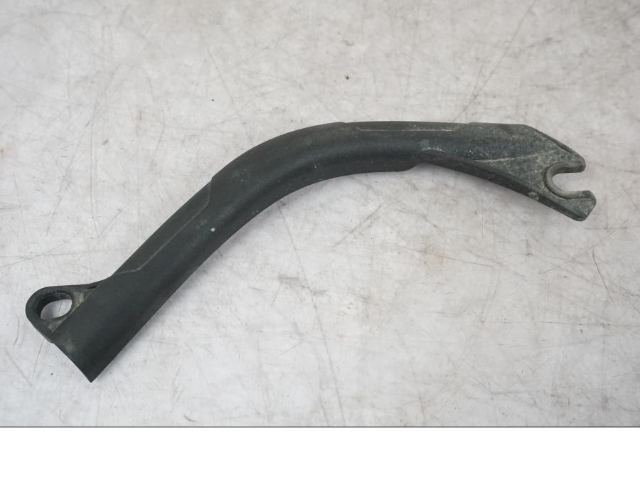 Framsidan på Plast från en BMW F 800 R -2018 motorcykel.