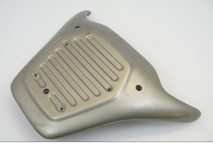 Höger sida på Pakethållare från en Cagiva Gran Canyon 900 ie -1998 motorcykel.