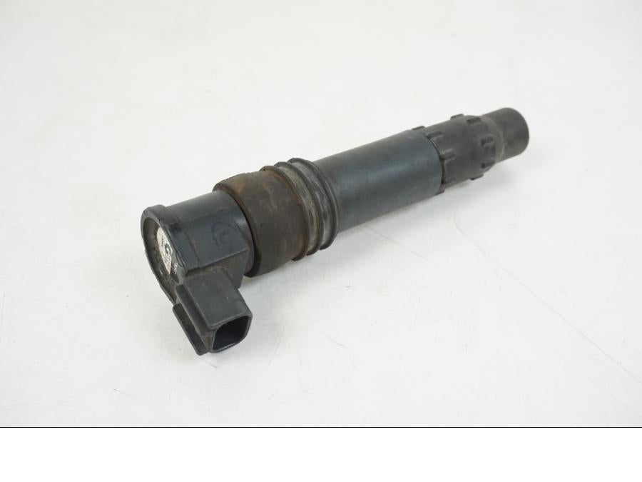 Framsidan på Tändspole från en Suzuki GSX-R 750 -2001 motorcykel.