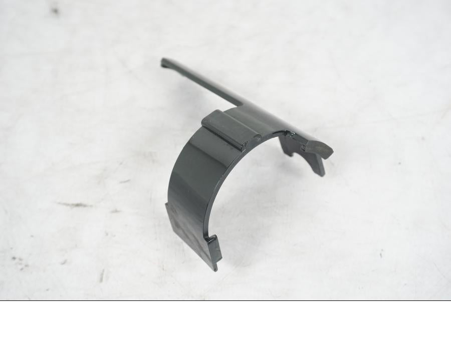 Baksidan på Ramskydd från en Honda VT 600 C -1998 motorcykel.