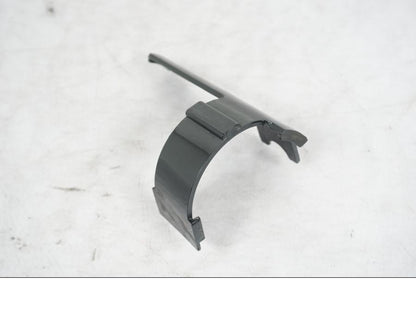 Baksidan på Ramskydd från en Honda VT 600 C -1998 motorcykel.