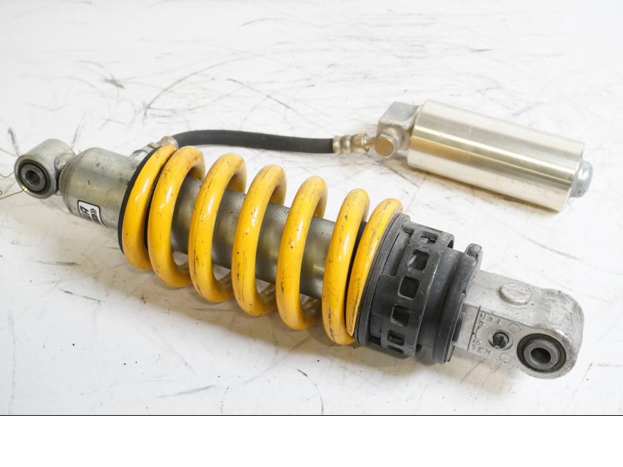 Framsidan på Stötdämpare från en Honda CBR 600 -2002 motorcykel.