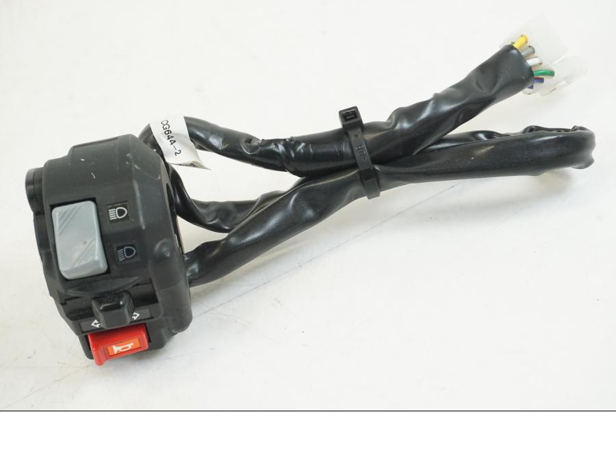 Framsidan på Styrelreglage från en Husqvarna 701 Supermoto -2020 motorcykel.