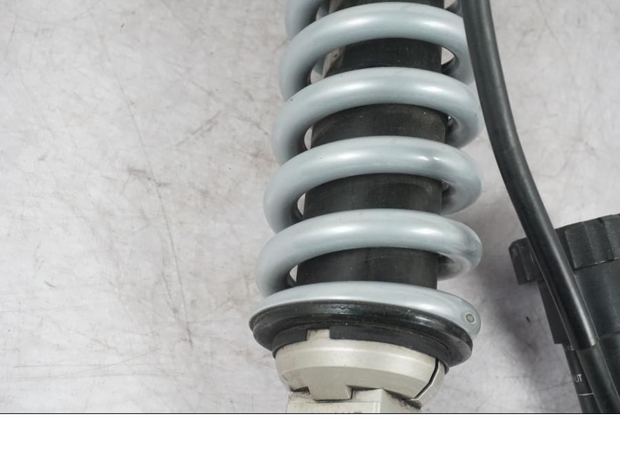 Extrabild1 på Stötdämpare från en BMW R 1150 GS/A -2002 motorcykel.