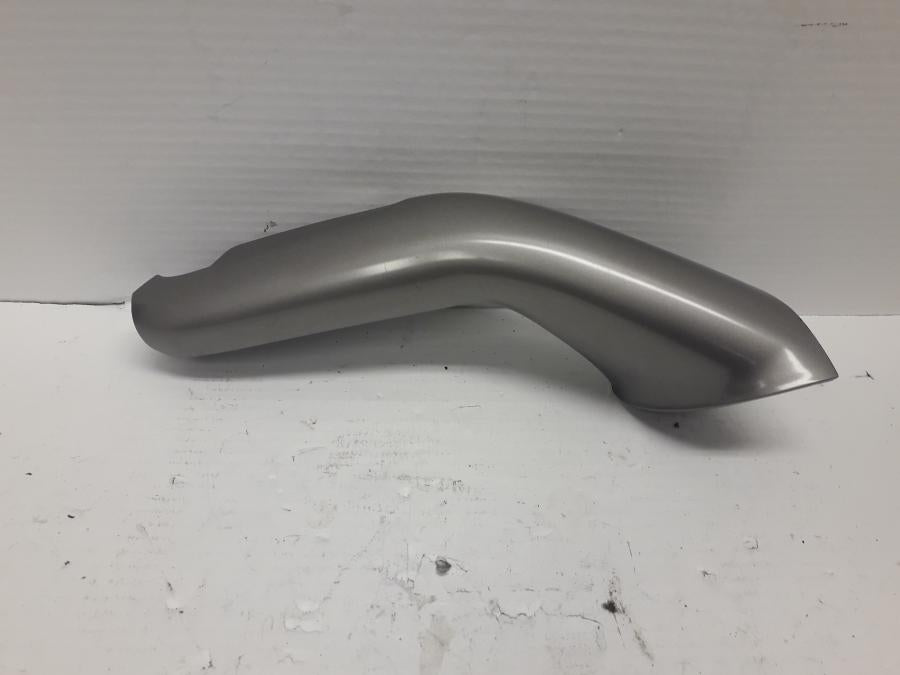 Framsidan på Styrkåpa från en BMW K 1200 LT -2006 motorcykel.