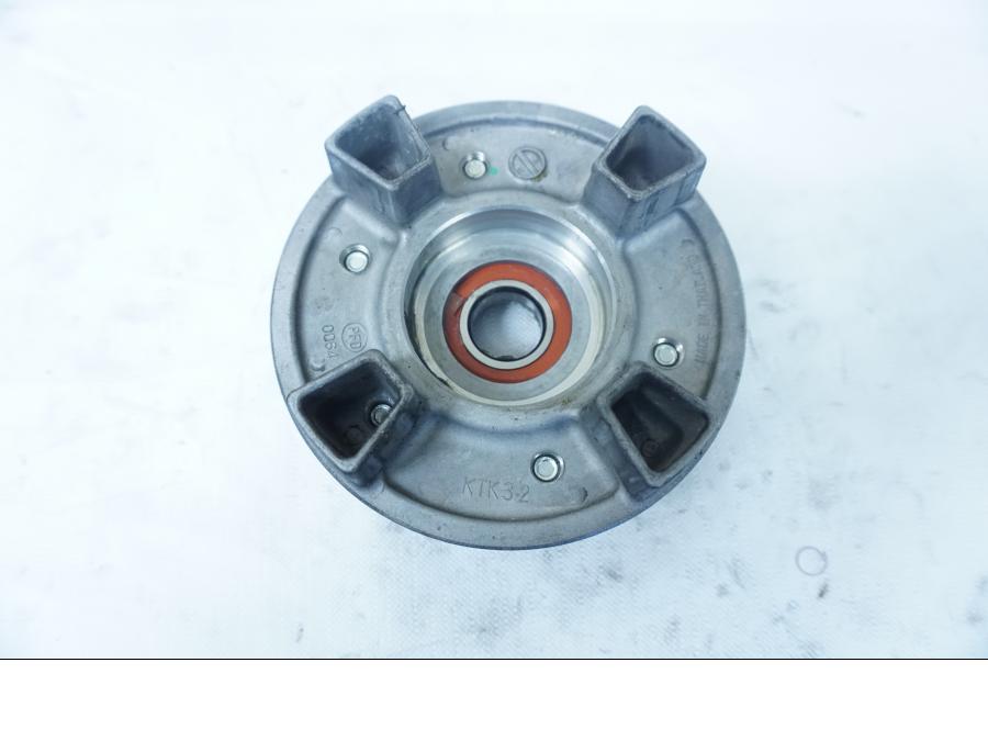 Baksidan på Drevfäste från en Kawasaki Ninja 650 -2018 motorcykel.