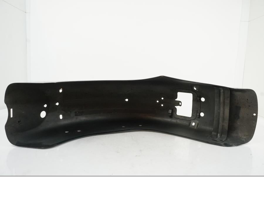 Snett uppifrån på Framskärm från en H-D FLHC -2018 motorcykel.