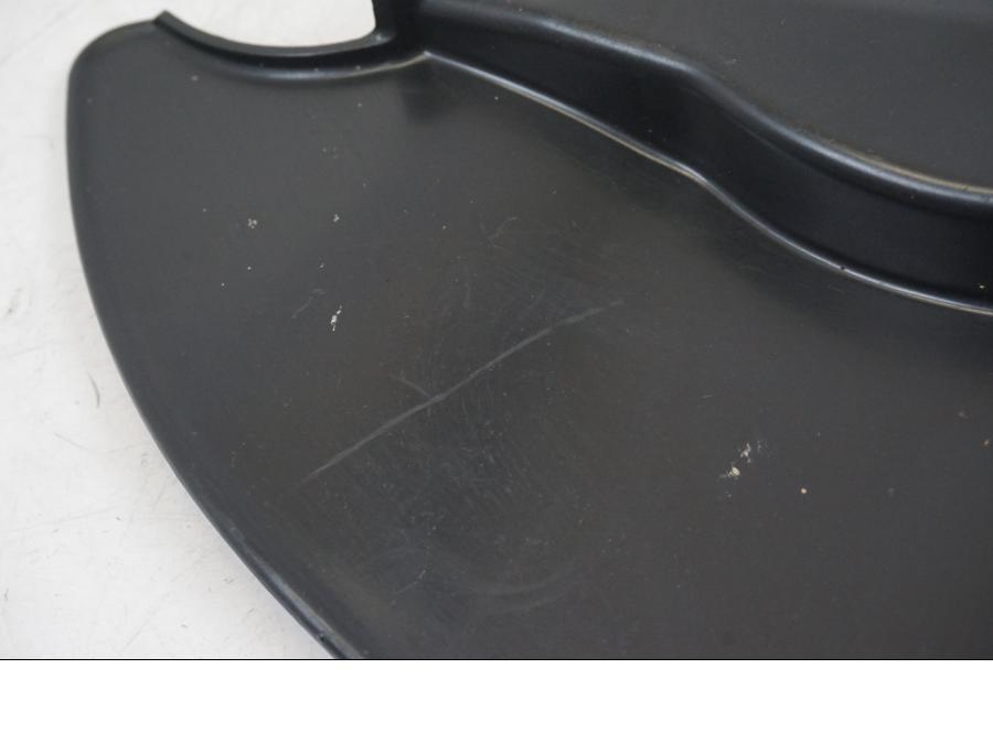 Höger sida på Gaffelkronadekor från en Suzuki GSX 1300 R -2017 motorcykel.