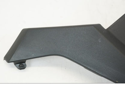 Baksidan på Vindrutefäste från en Kawasaki ER-6F -2016 motorcykel.