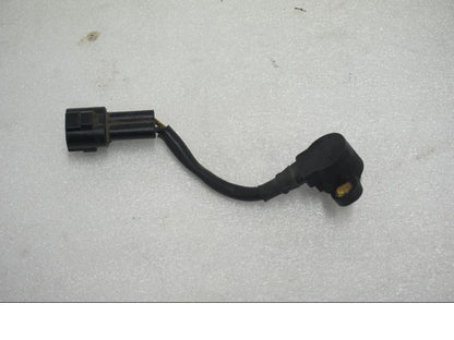 Framsidan på TPS från en Suzuki VL 800 -2004 motorcykel.