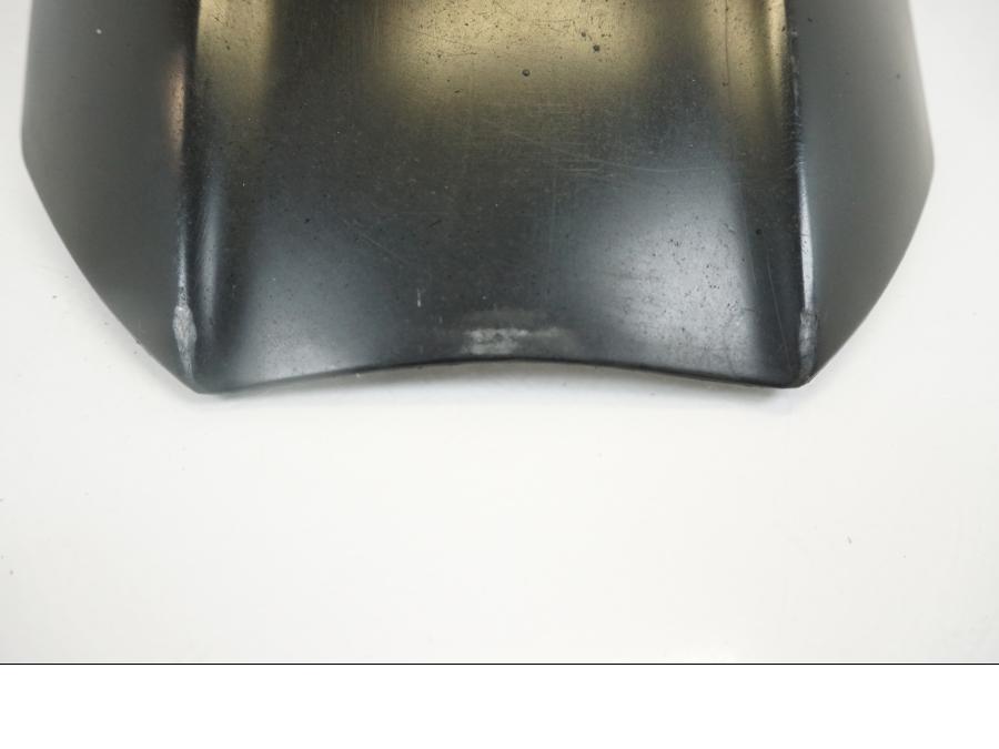 Höger sida på Svingskärm från en Yamaha YZF R6 -2006 motorcykel.