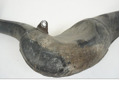 Snett uppifrån på Avgassystem från en Aprilia RS 250 -1998 motorcykel.