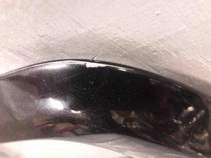 Höger sida på Passagerarhandtag från en Suzuki SV 1000 -2004 motorcykel.