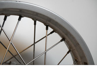 Extrabild3 på Fälg från en BMW F 650 -1999 motorcykel.