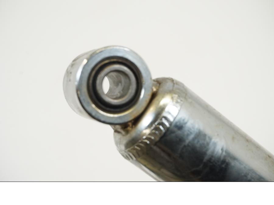 Extrabild1 på Stötdämpare från en BMW R 850 R -1995 motorcykel.