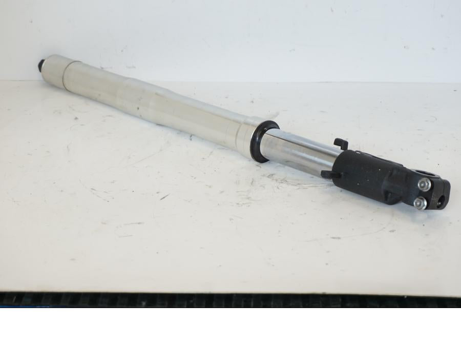 Extrabild1 på Gaffelben från en Honda CBR 900 RR -2001 motorcykel.