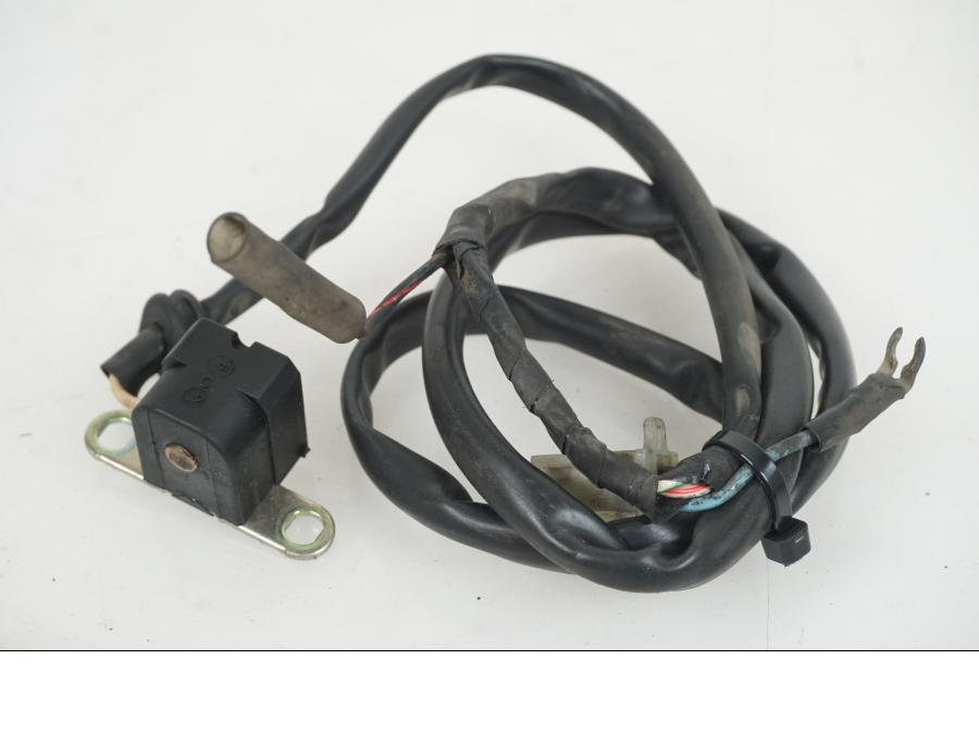 Baksidan på Tändpickup från en Yamaha XJ 900 S -1997 motorcykel.