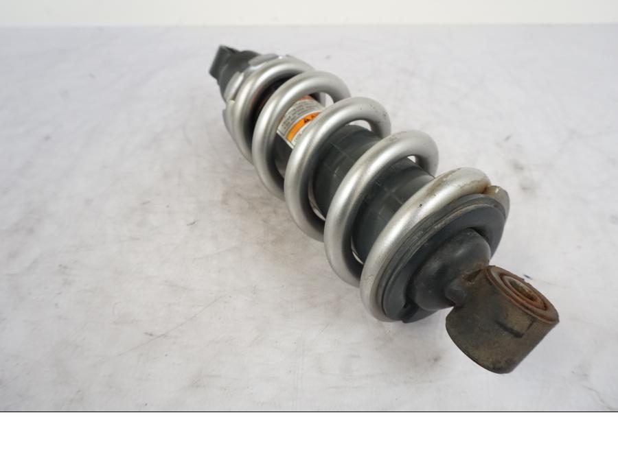 Framsidan på Stötdämpare från en Kawasaki ER-6F -2010 motorcykel.