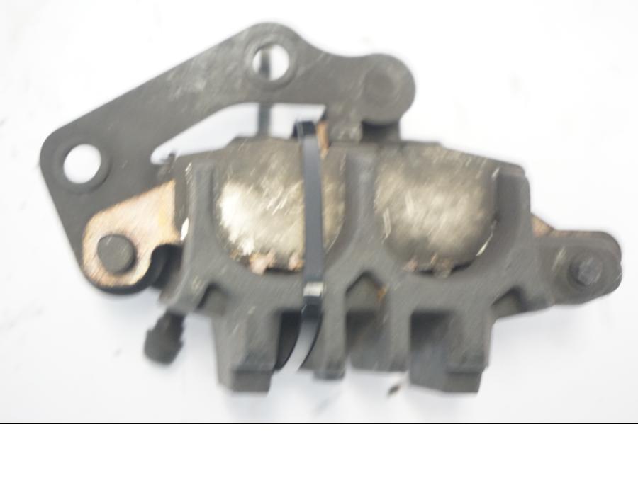 Snett uppifrån på Bromsok från en Suzuki DL 1000 -2003 motorcykel.