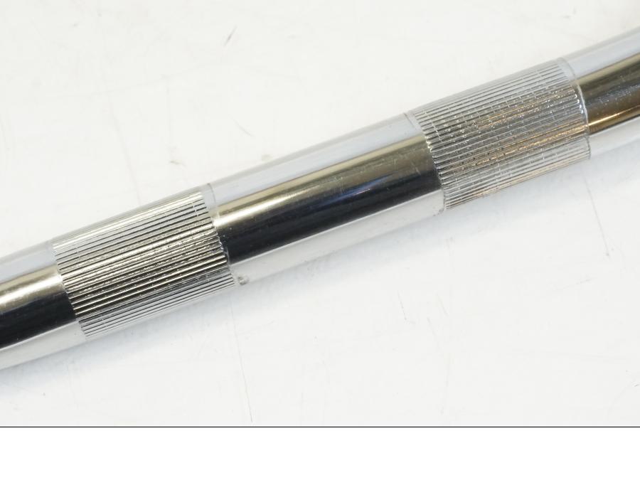 Baksidan på Styre från en Kawasaki VN 800 -2000 motorcykel.