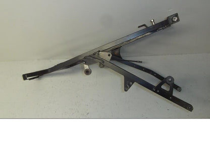 Höger sida på Bakram från en KTM 640 Duke -2002 motorcykel.