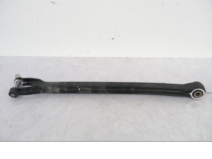 Framsidan på Parallellstag från en BMW R 1250 GSA -2021 motorcykel.