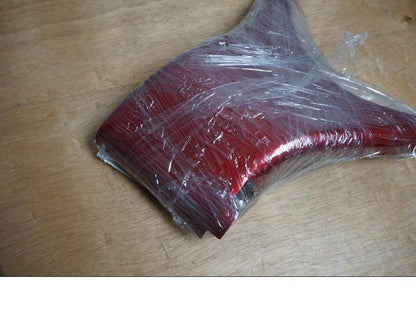 Baksidan på Styrkåpa från en Suzuki VS 800 -2000 motorcykel.