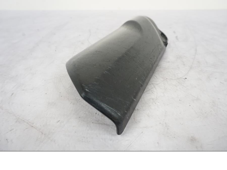 Höger sida på Gaffelbensskydd från en Kawasaki ER-6N -2012 motorcykel.