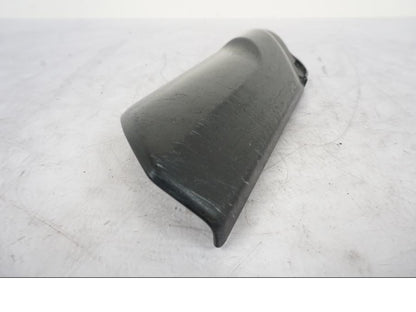 Höger sida på Gaffelbensskydd från en Kawasaki ER-6N -2012 motorcykel.