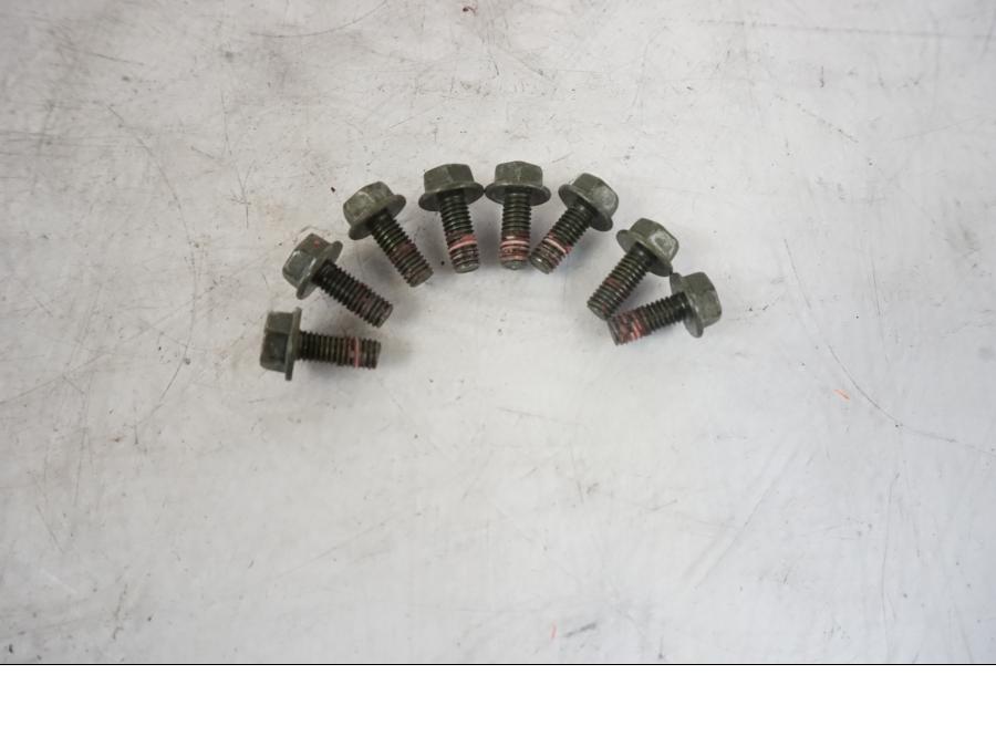 Baksidan på Bensinpump insprut från en Kawasaki VN 1500 -2003 motorcykel.